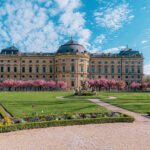 Residenz Würzburg Hofgarten Kirschblüte