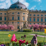 Residenz Würzburg Hofgarten Kirschblüte