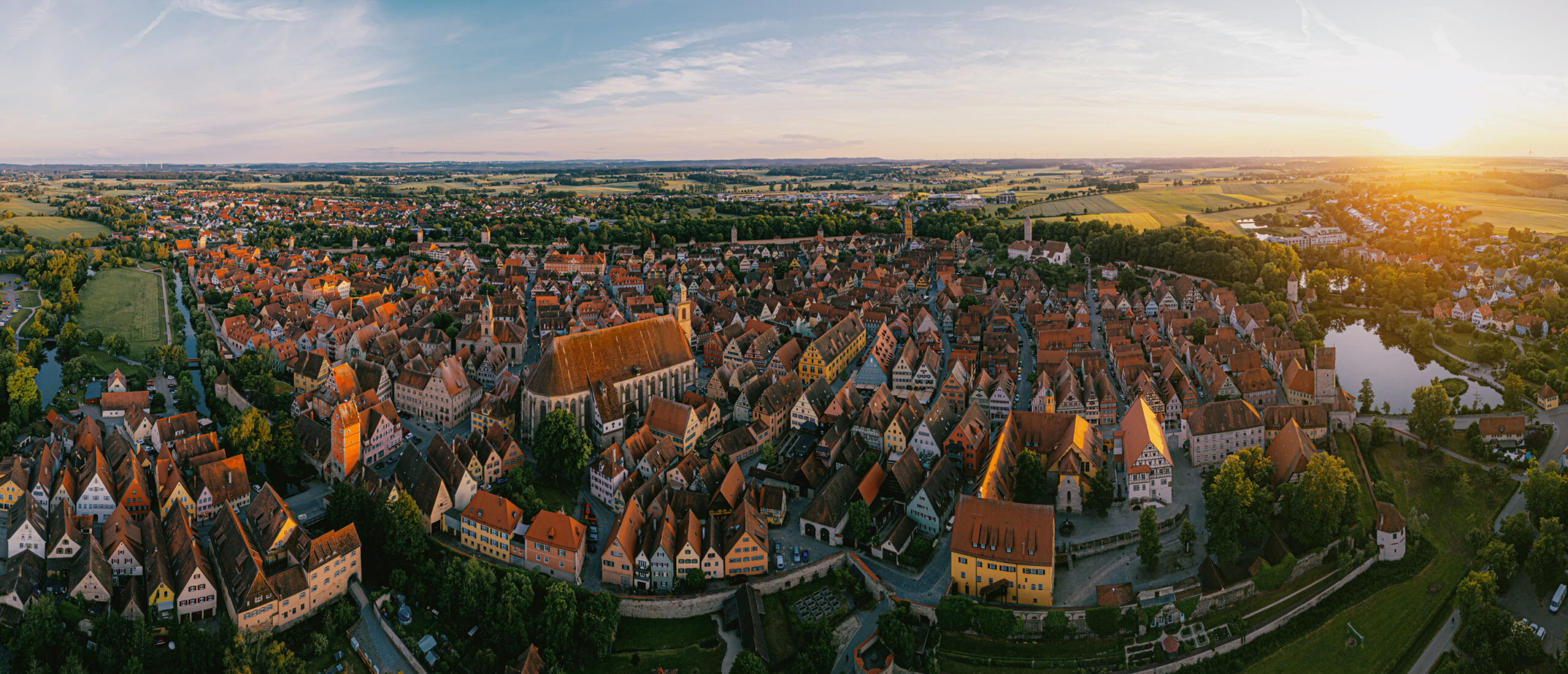 Dinkelsbühl von oben Panorama